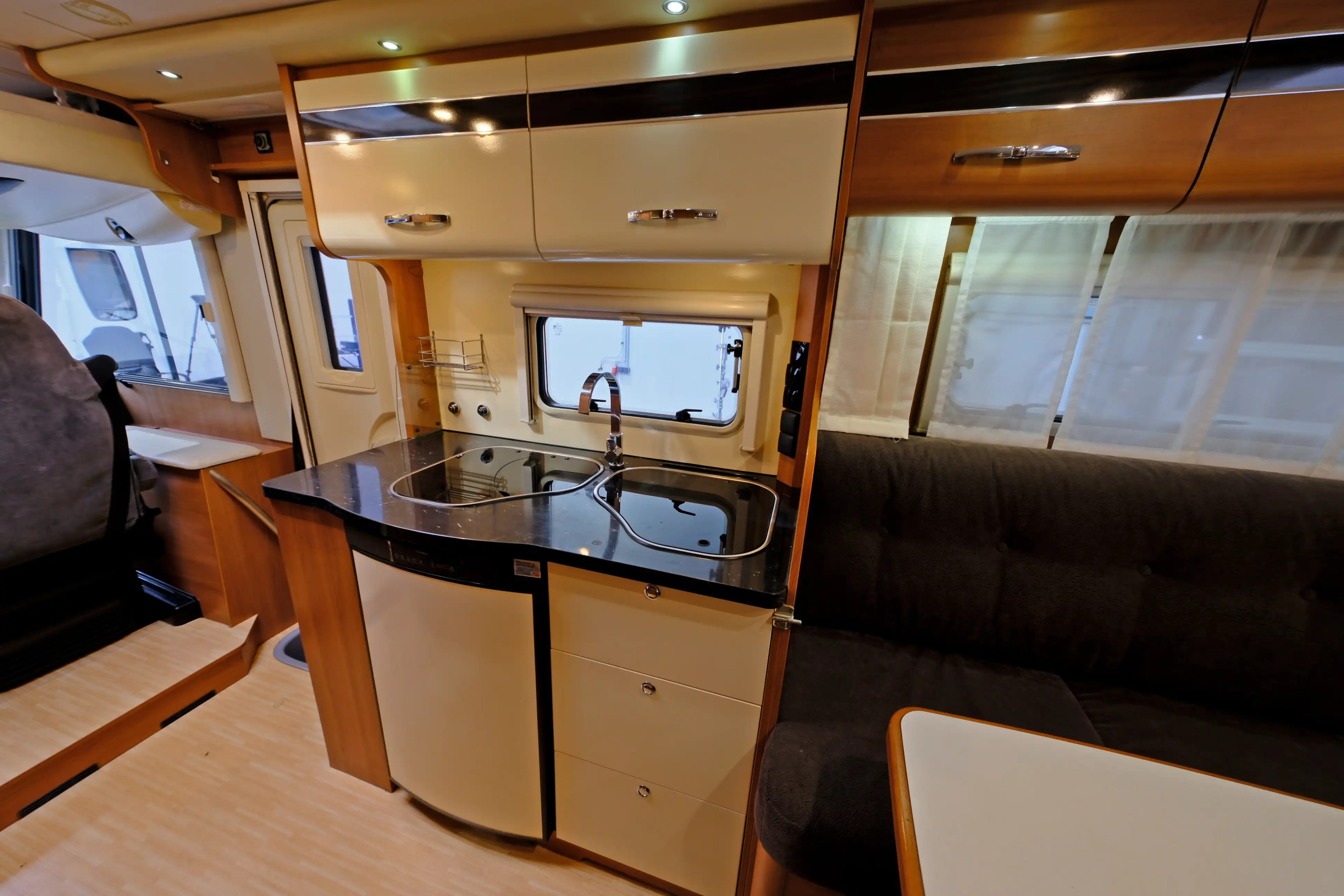 LMC Liberty I 655 Explorer